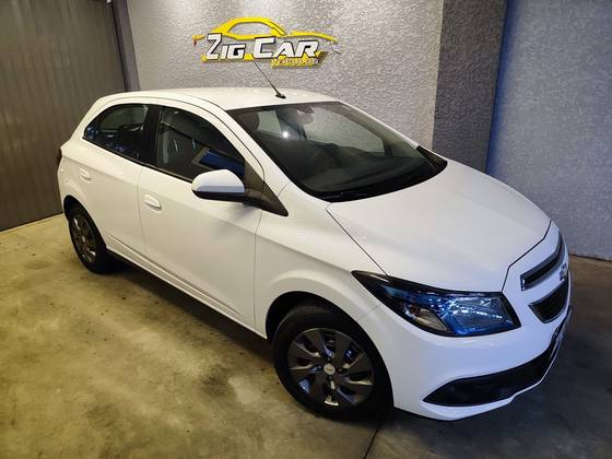 CHEVROLET ONIX 1.4 MPFI LT 8V FLEX 4P MANUAL